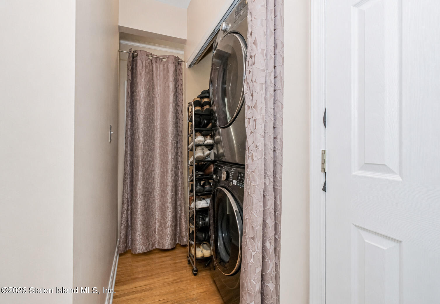 34 Putters Court, Staten Island, NY, 10301 image 32