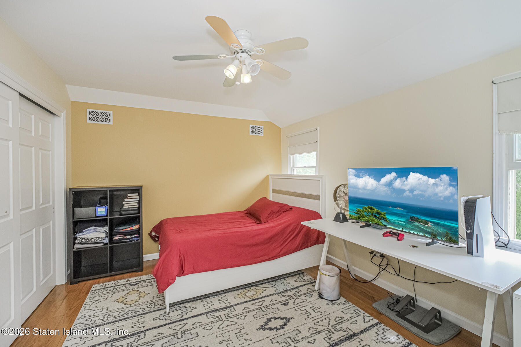 34 Putters Court, Staten Island, NY, 10301 image 9