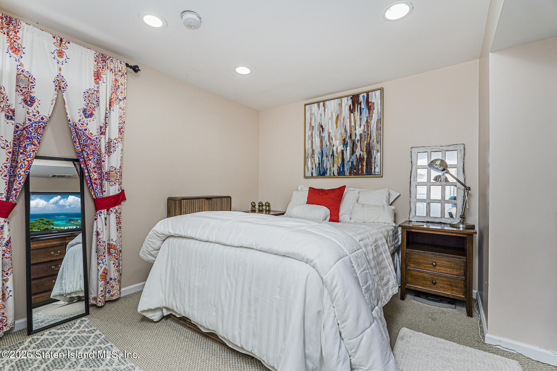 32 Grissom Avenue Image 5