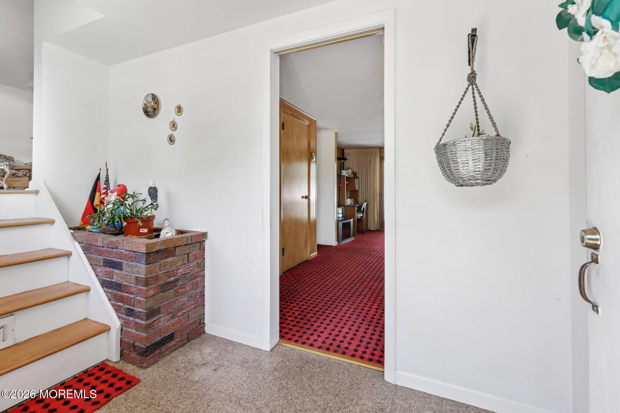 1355 Ratzer Road Image 5