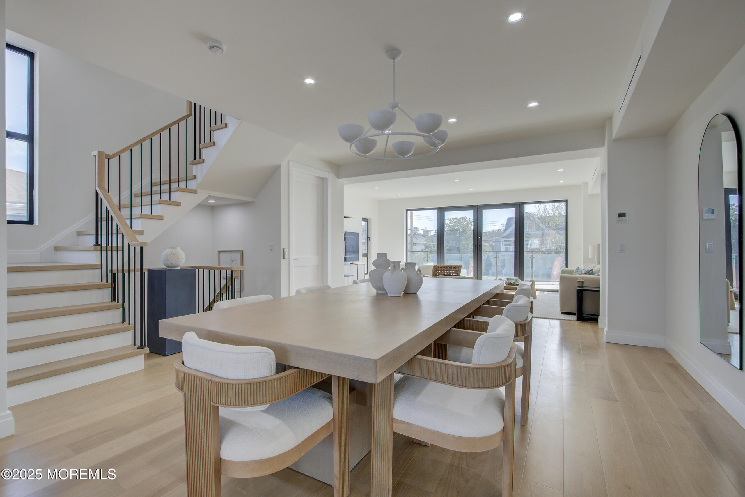 1 Seashore Drive Image 1