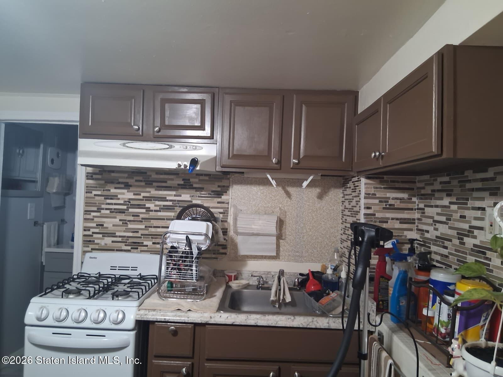 412 Port Richmond Avenue, Staten Island, NY, 10302 image 13