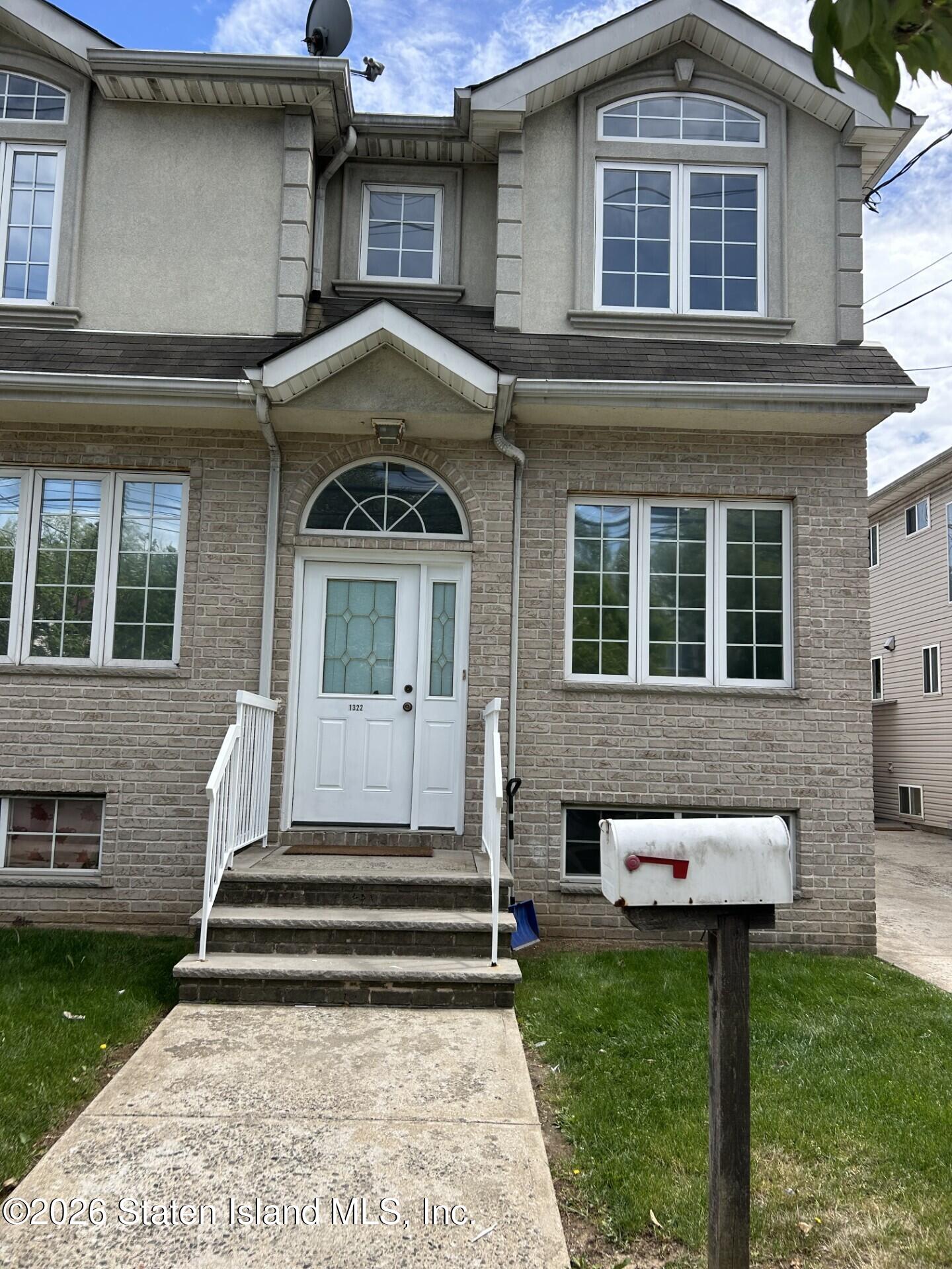 1322 Rockland Avenue, Staten Island, NY, 10314