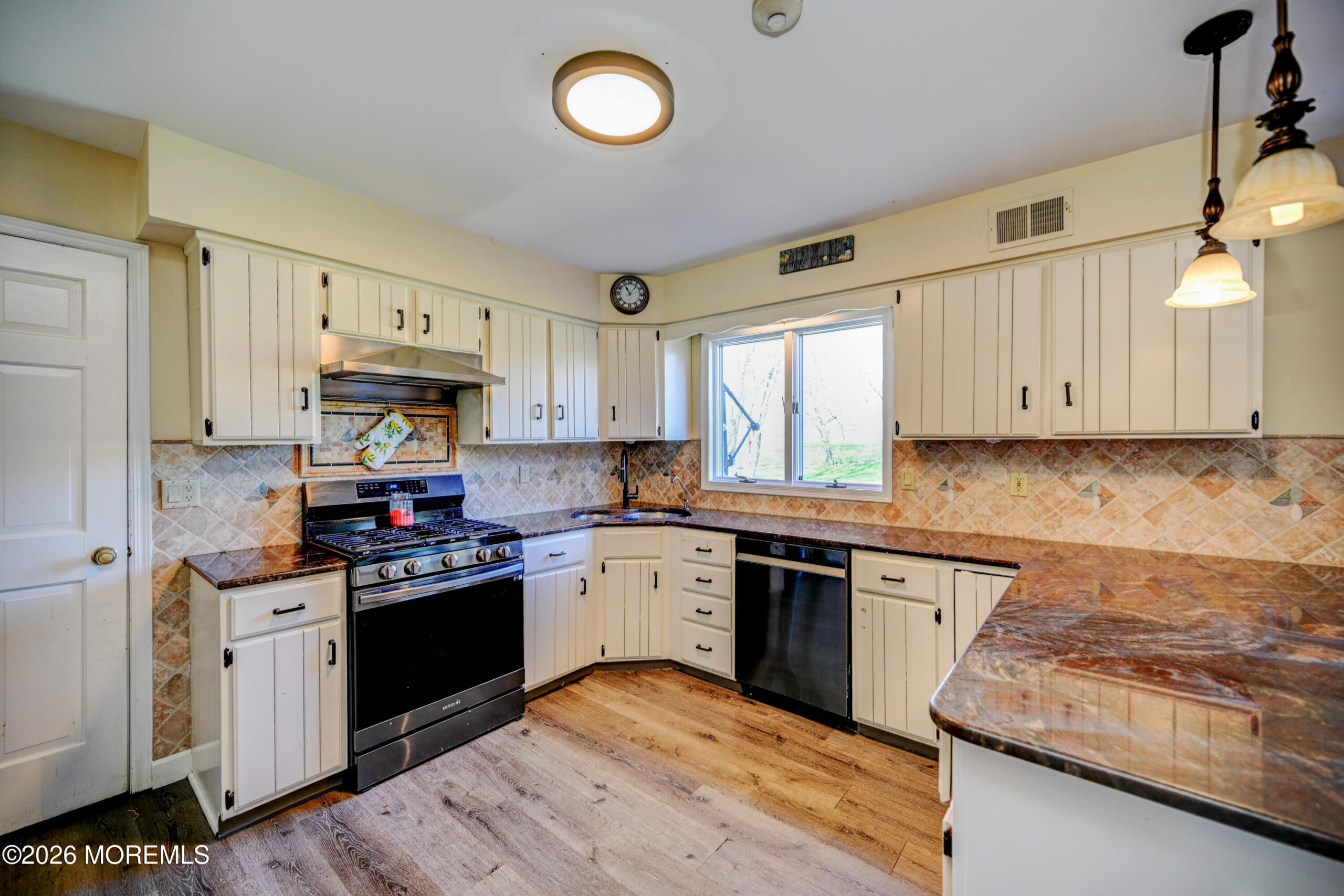 23 Red Hawk Road, Colts Neck, NJ, 07722 image 10