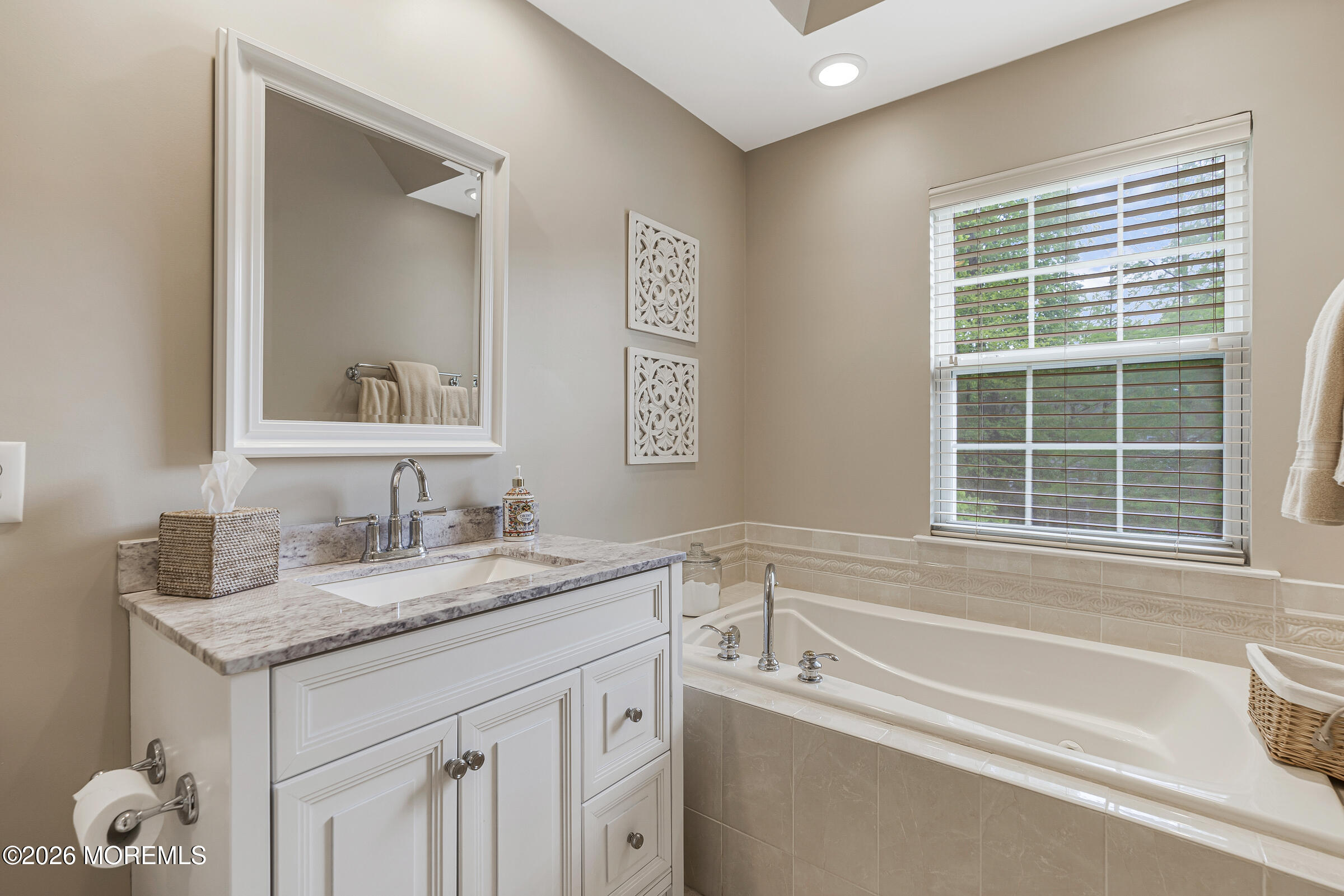 45 W Aspen Way, Matawan, NJ, 07747 image 25