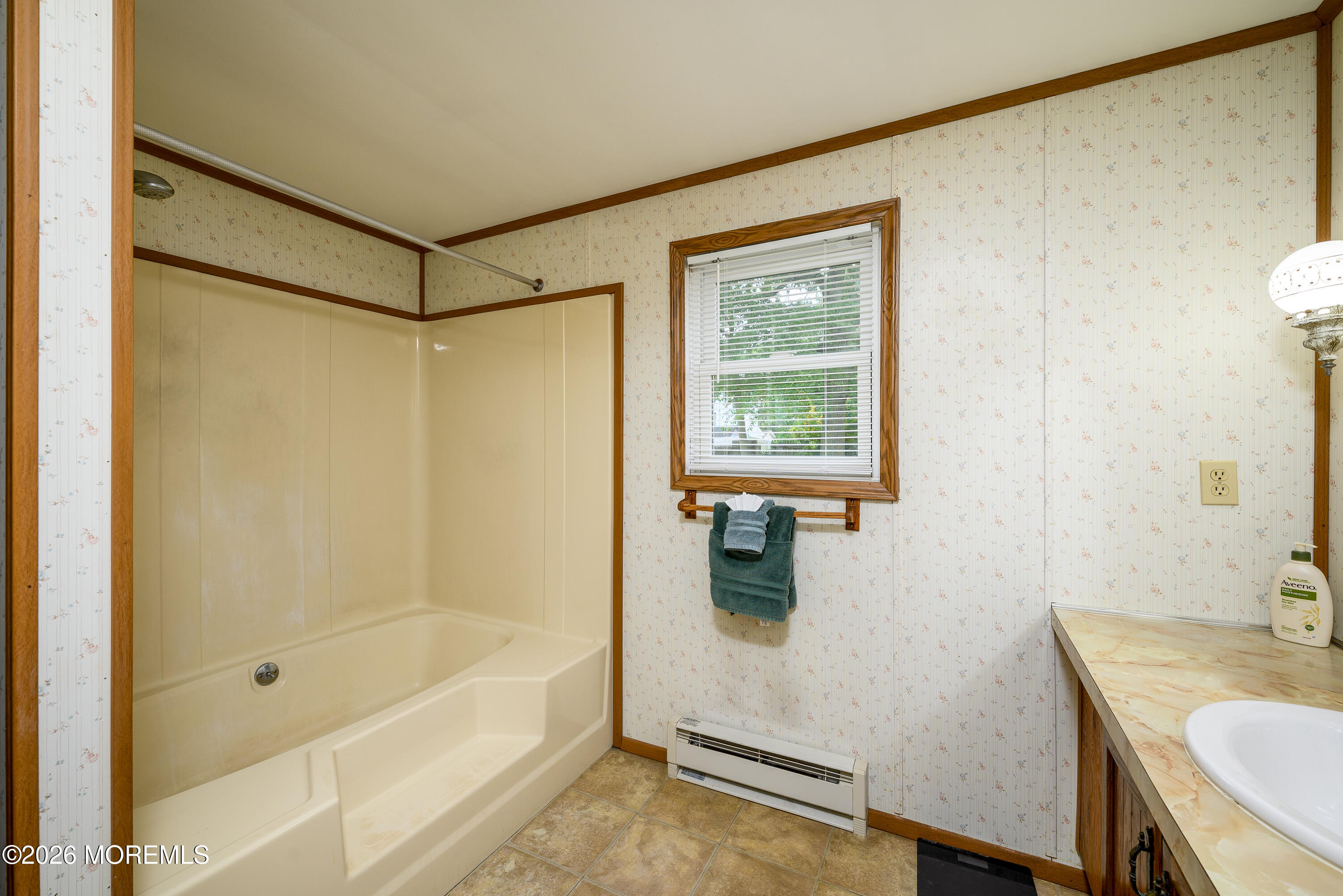 407 Sinclair Avenue Image 2