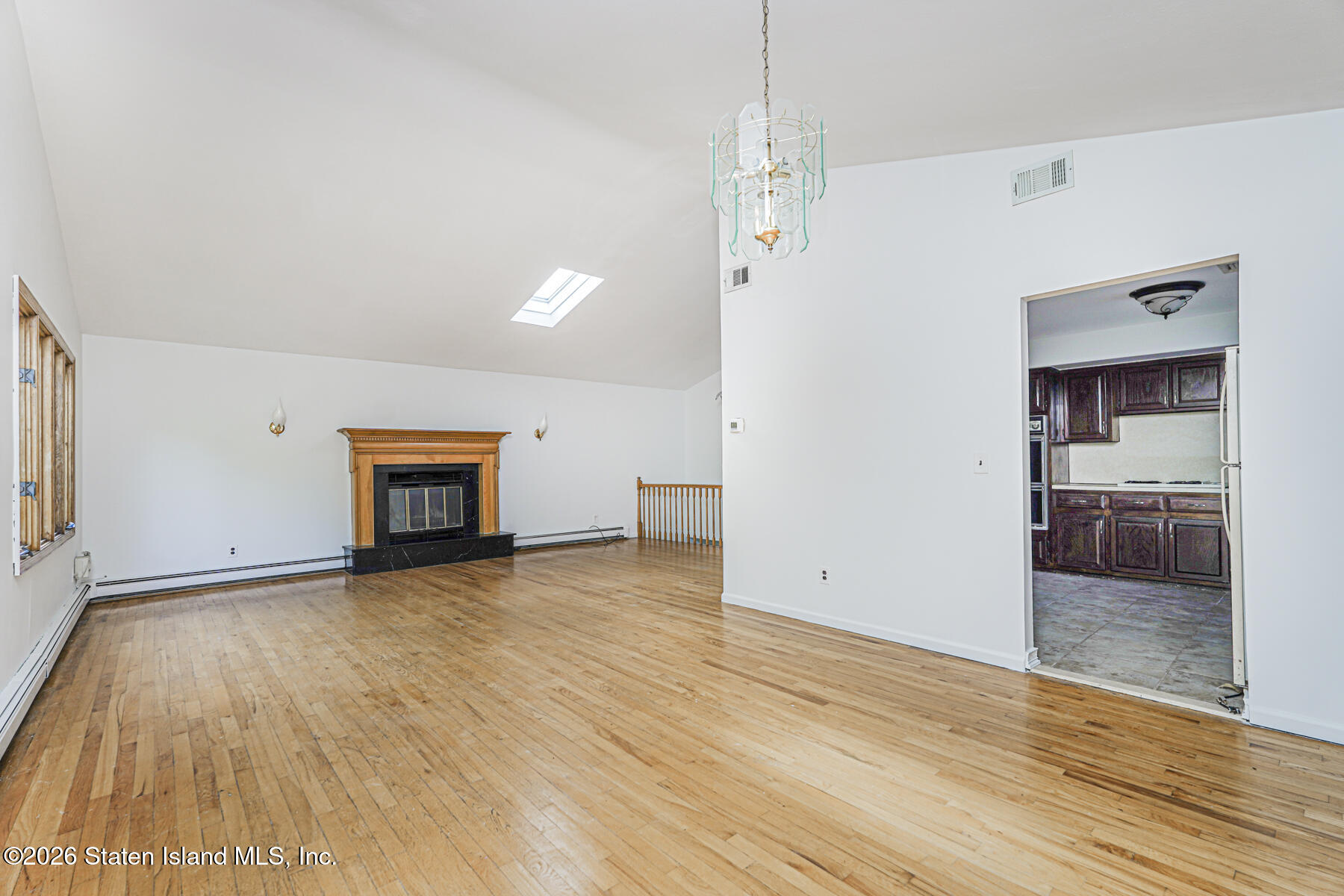 233 Eylandt Street Image 1