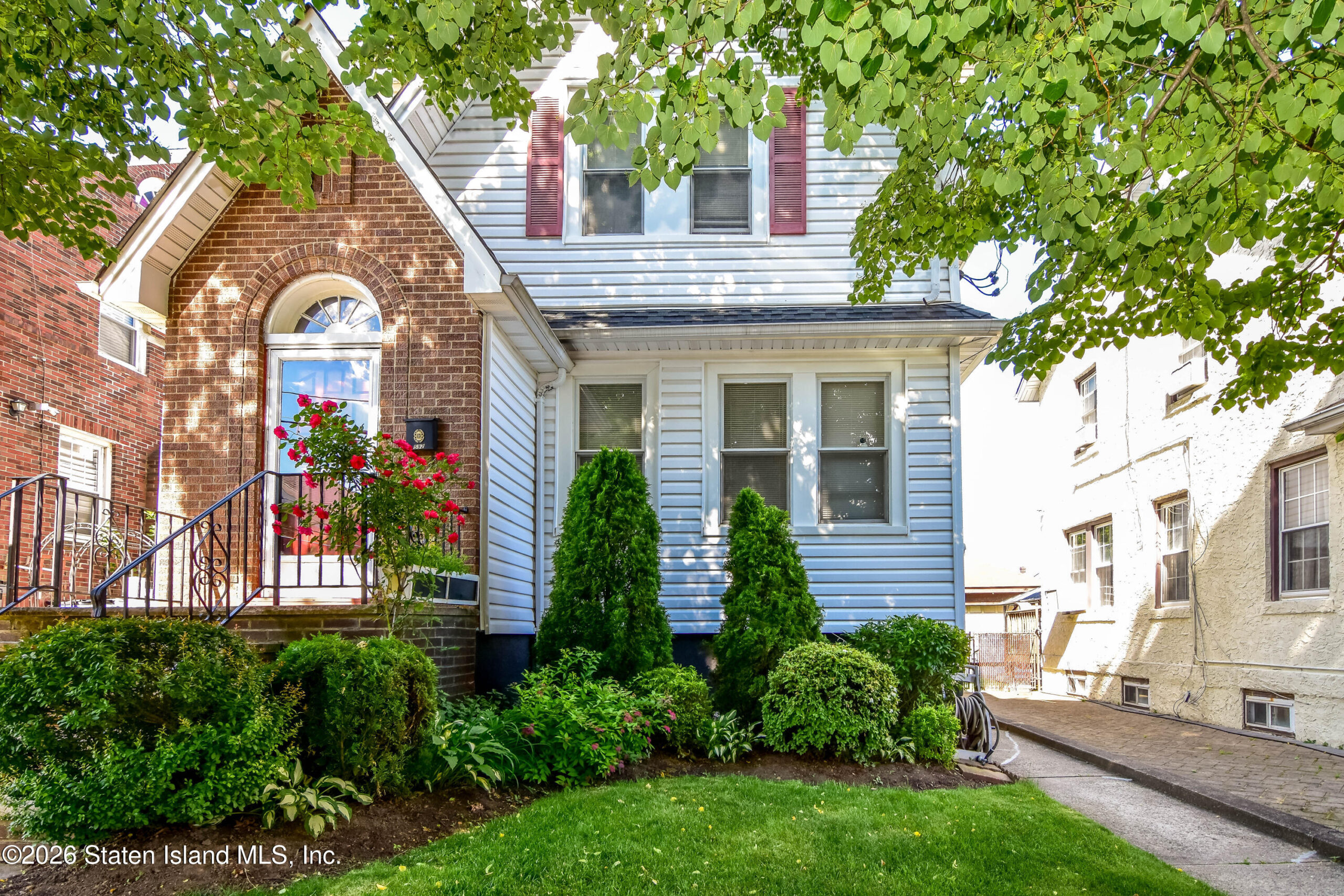 592 Oakland Avenue, Staten Island, NY, 10310 image 8