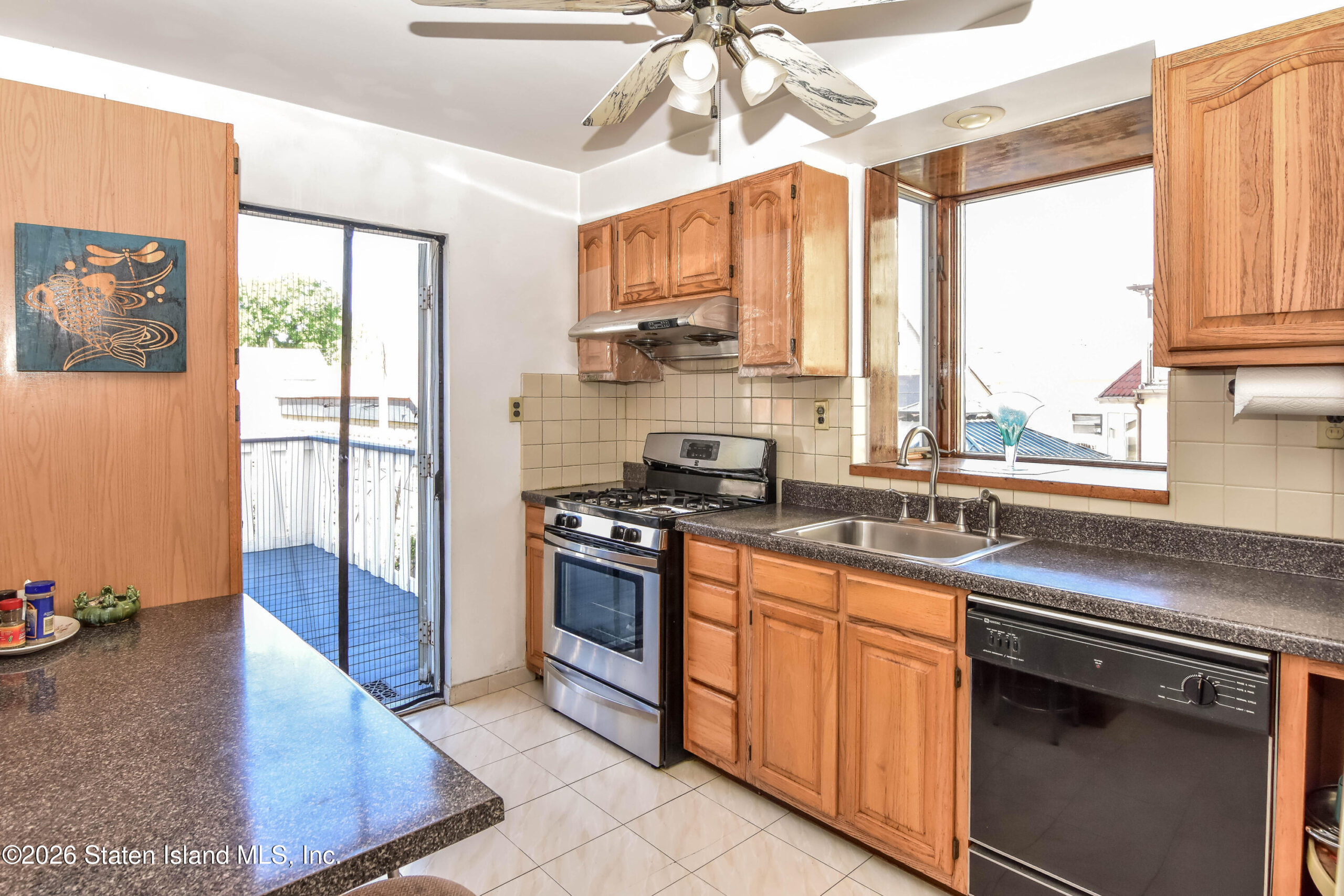 592 Oakland Avenue, Staten Island, NY, 10310 image 12