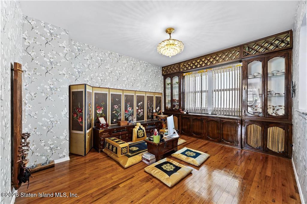 28 Rockne Street Image 1