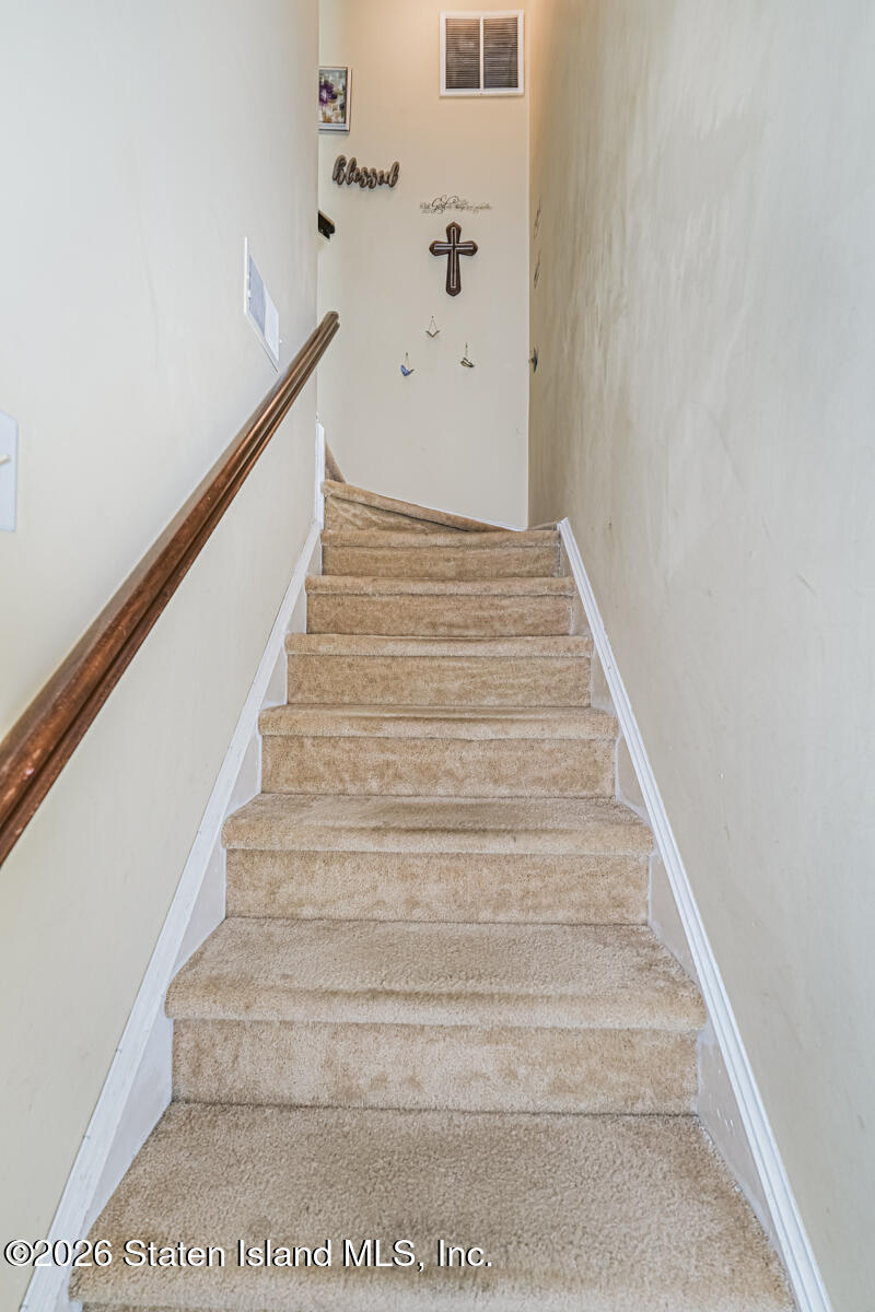 473 Ilyssa Way, Staten Island, NY, 10312 image 13