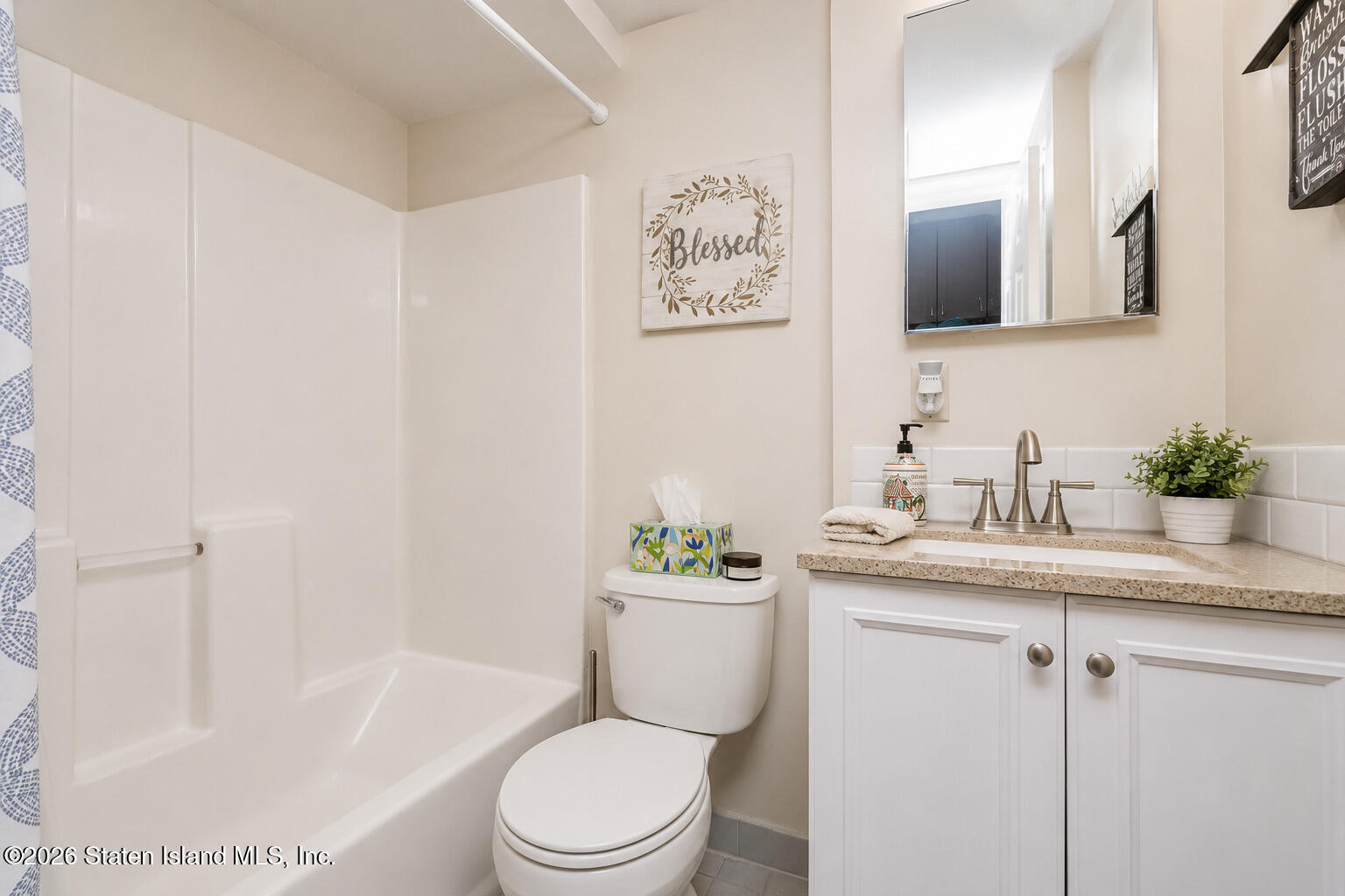 473 Ilyssa Way, Staten Island, NY, 10312 image 16