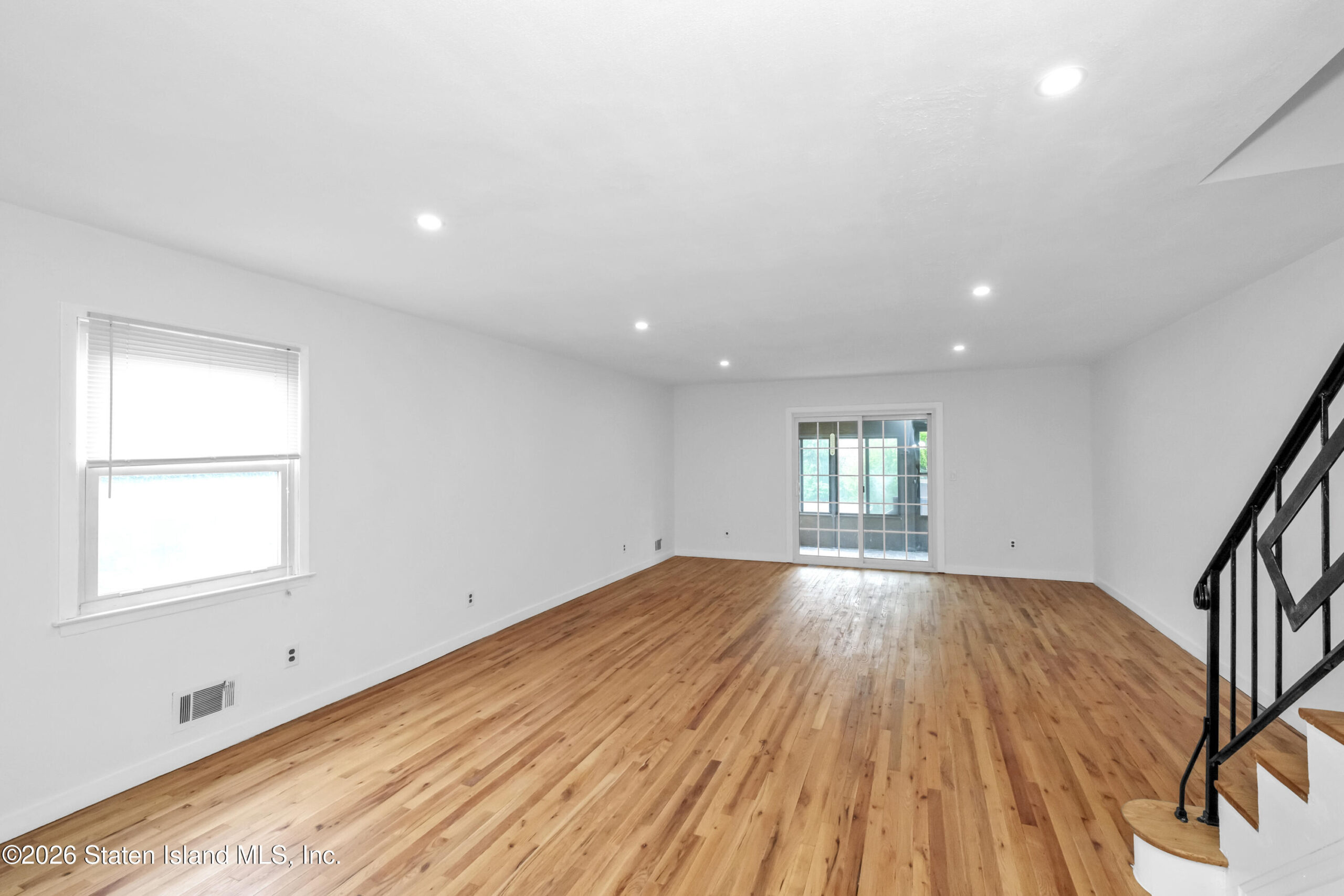 24 Park Street, Staten Island, NY, 10306 image 9