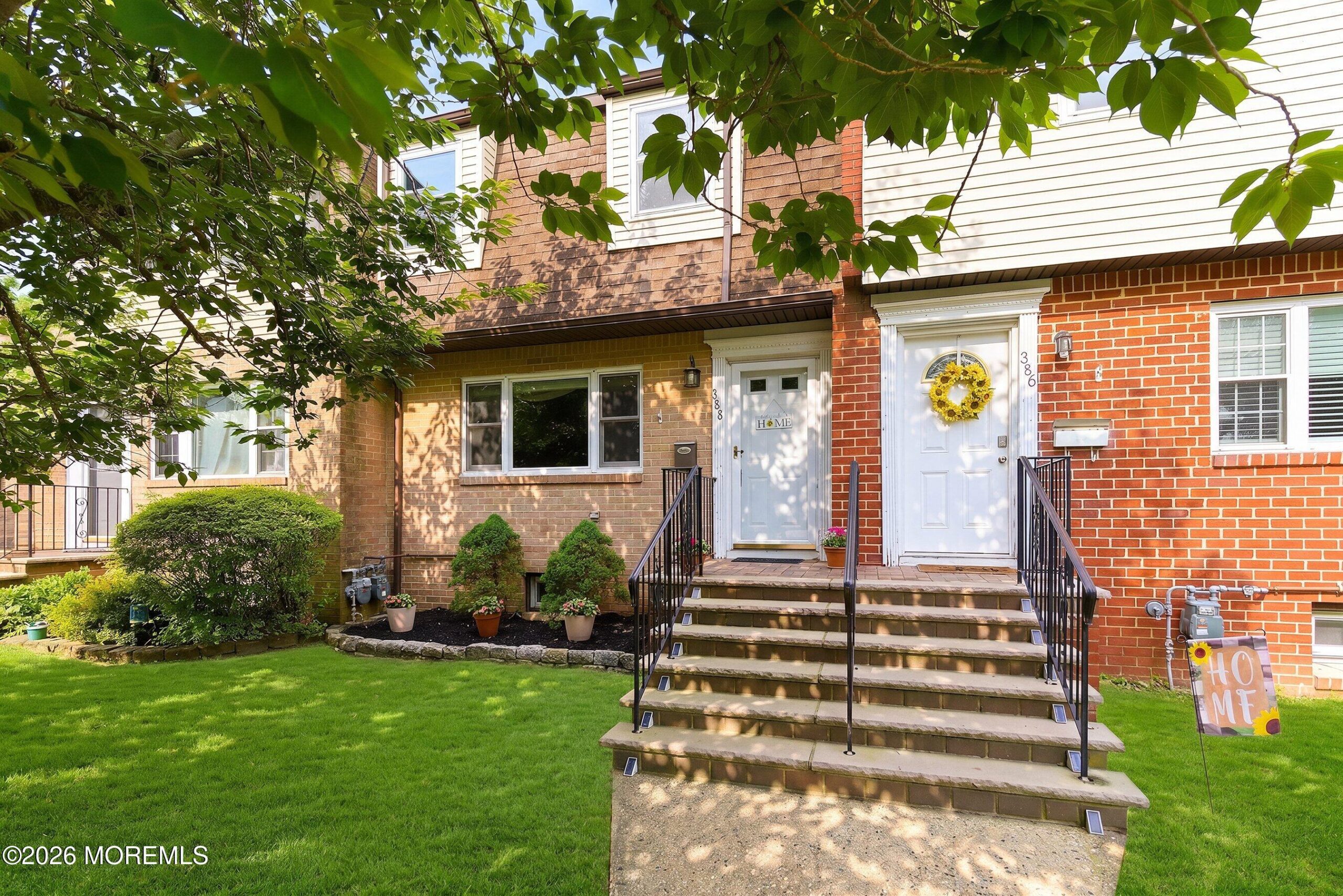 388 Flora Court Image 2