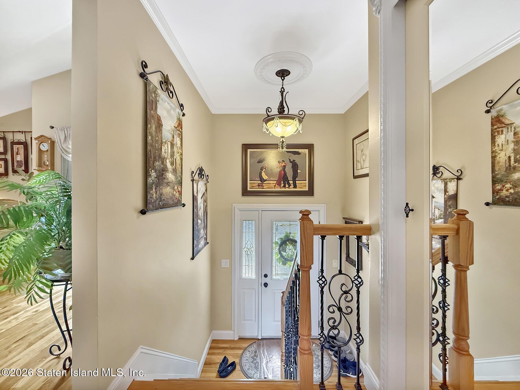 71 Dorval Avenue Image 2