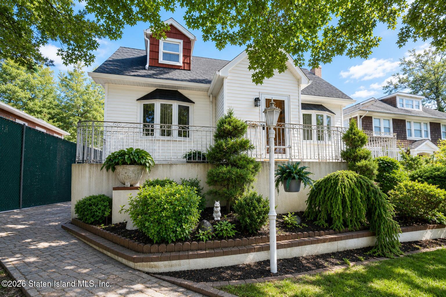 165 Major Avenue, Staten Island, NY, 10305