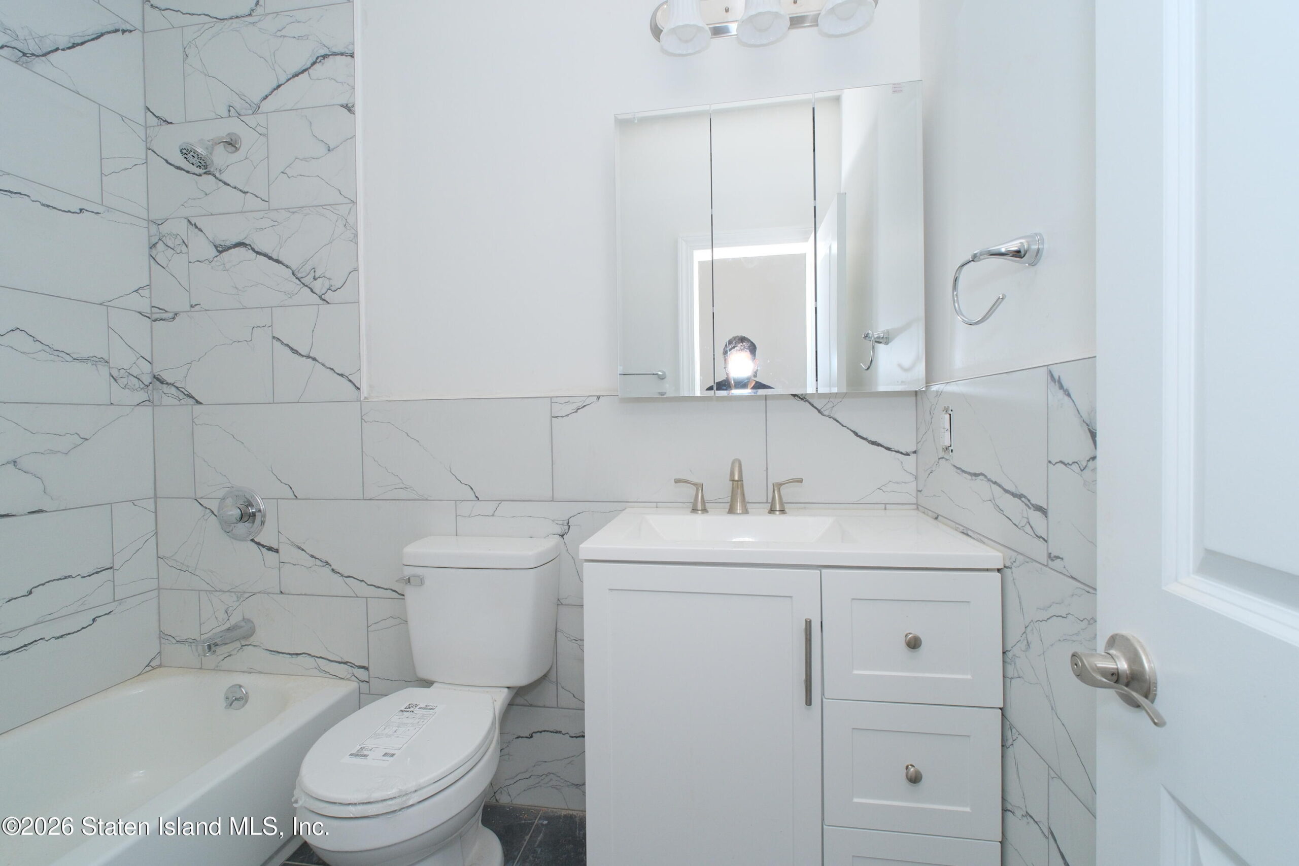 124 Castleton Avenue, Staten Island, NY, 10301 image 21