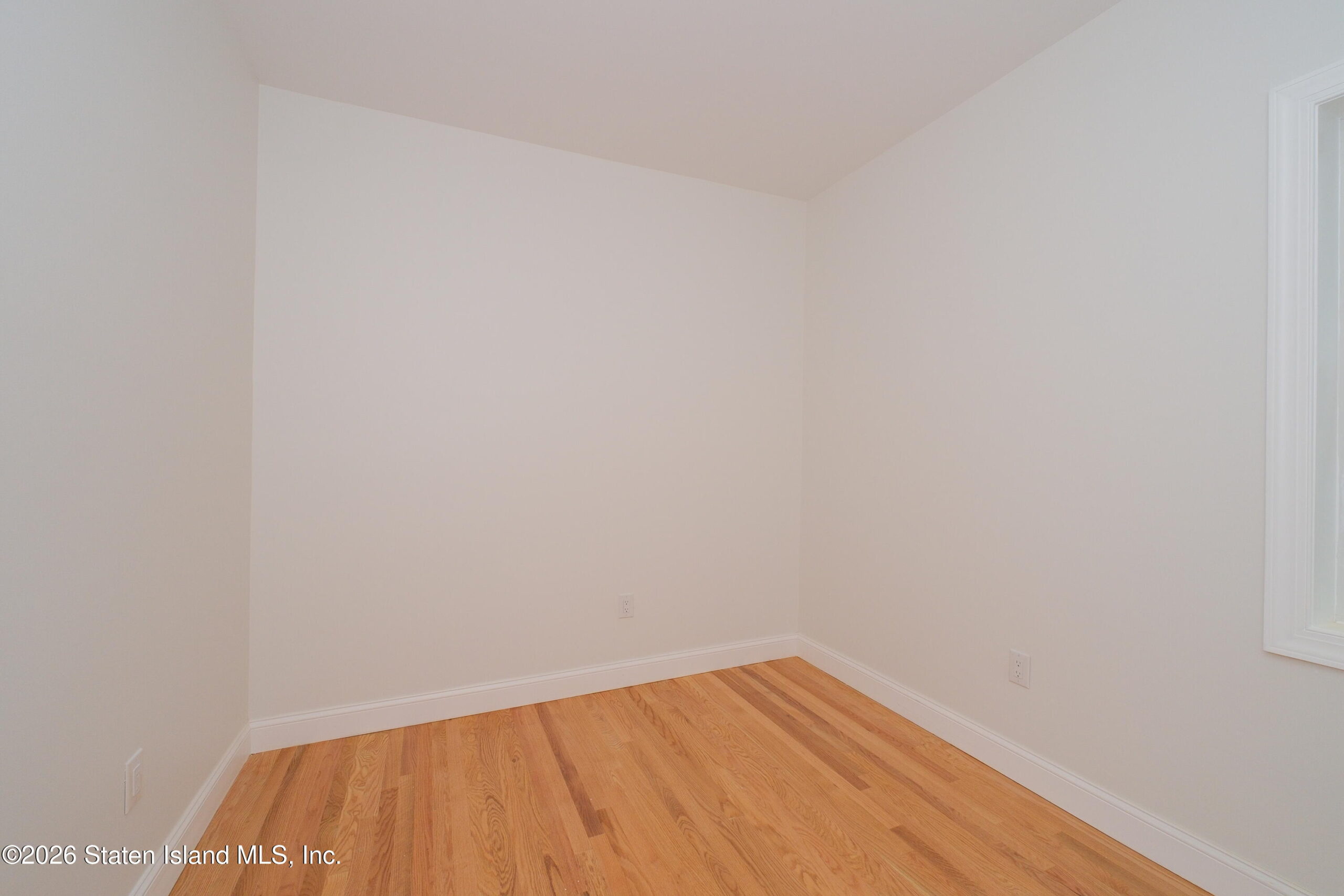 124 Castleton Avenue, Staten Island, NY, 10301 image 26