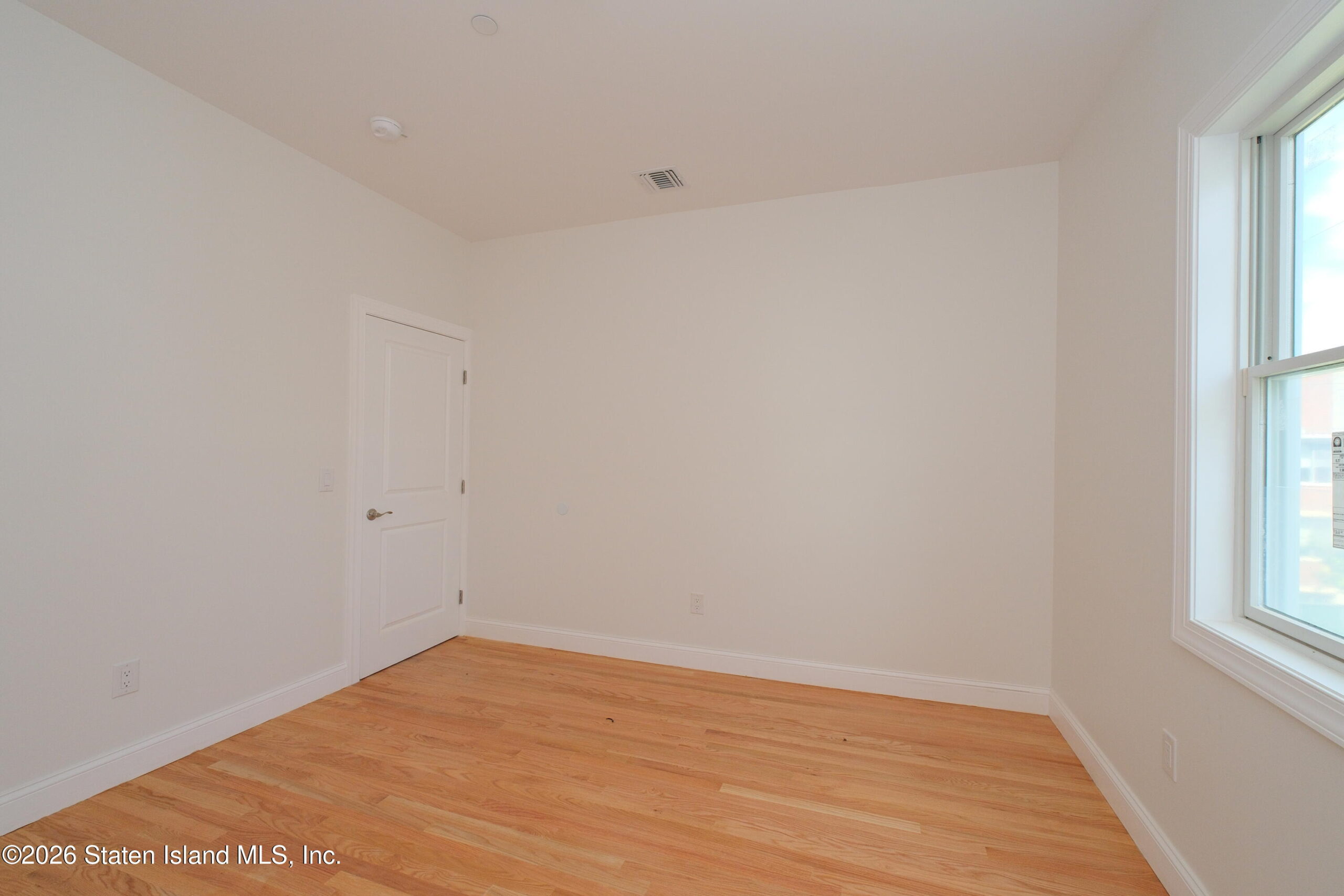 124 Castleton Avenue, Staten Island, NY, 10301 image 37