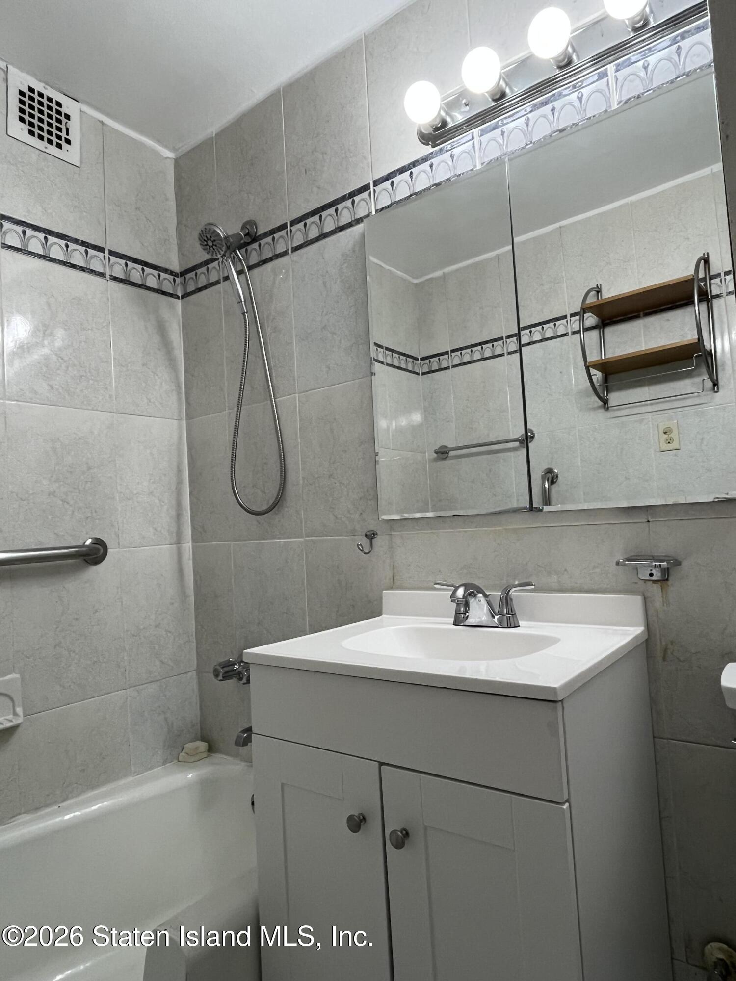 1000 Clove Road 10e, Staten Island, NY, 10301 image 24