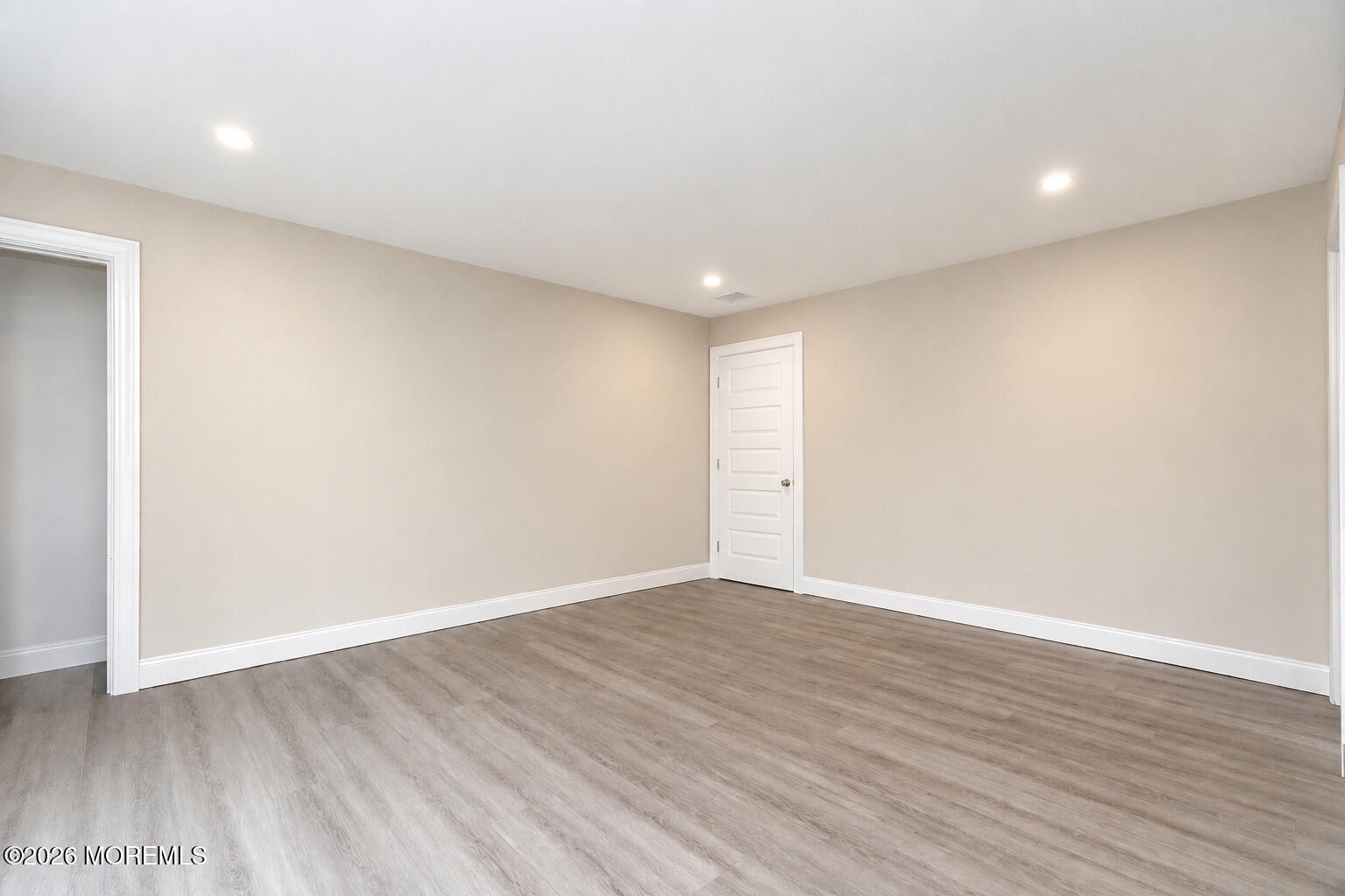 825 Naryshkin Way, Toms River, NJ, 08753 image 28