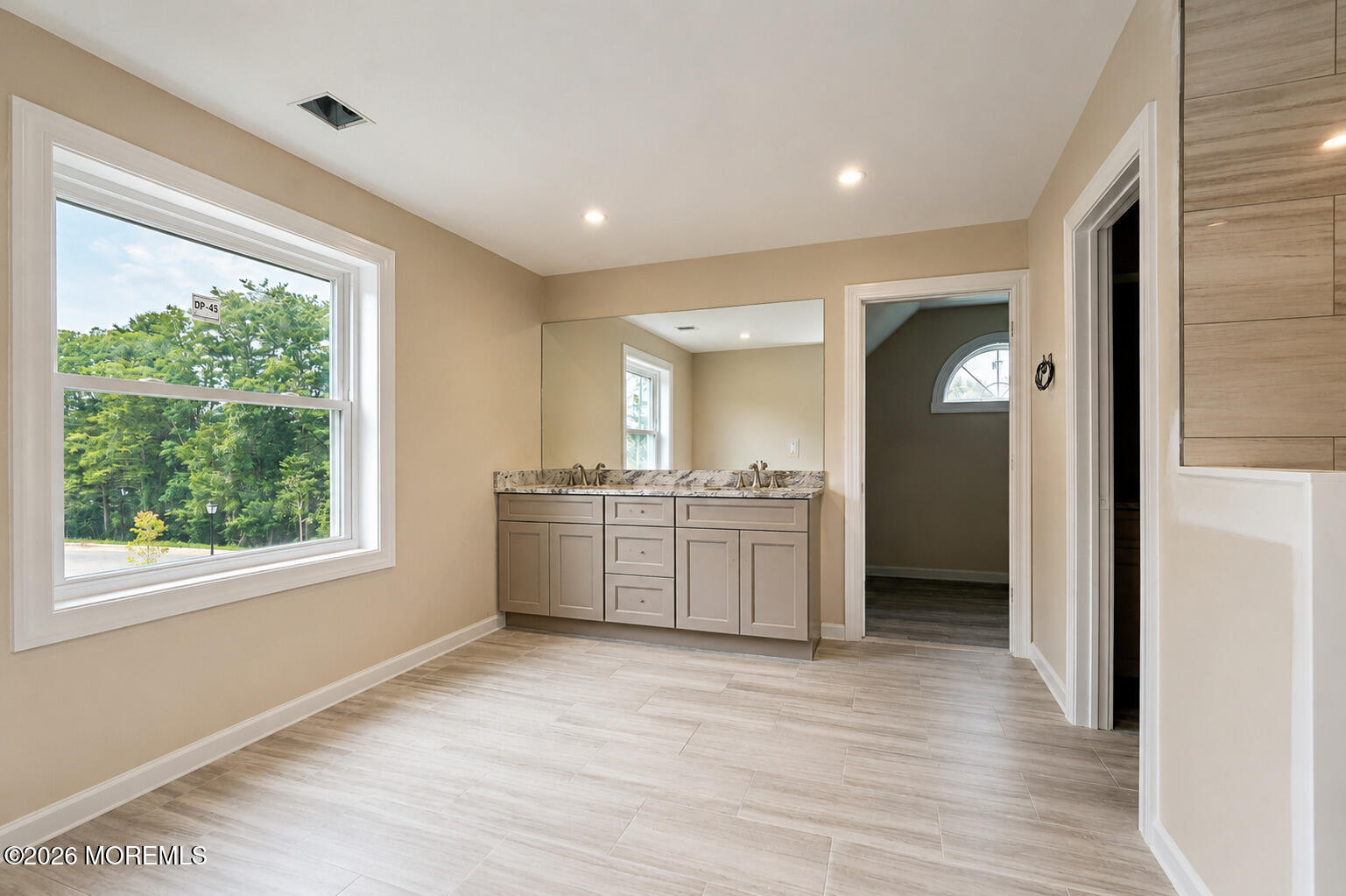 825 Naryshkin Way, Toms River, NJ, 08753 image 39