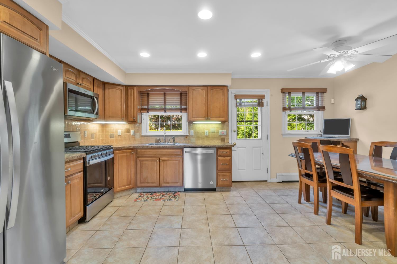 4 Conover Court, Edison, NJ, 08817 image 13
