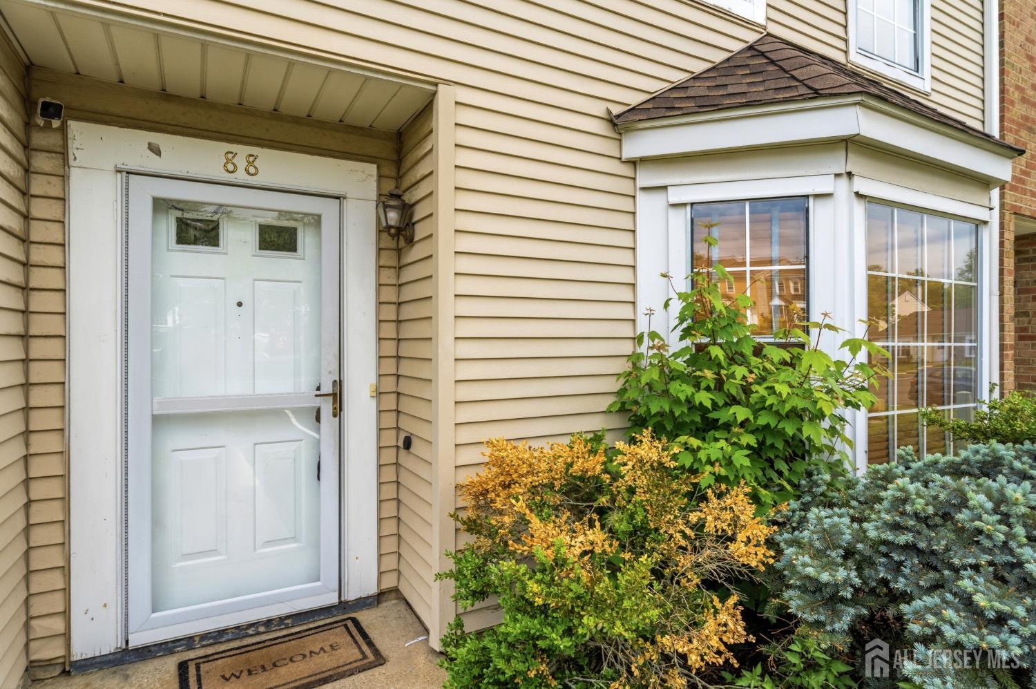 88 Wilshire Court Image 3