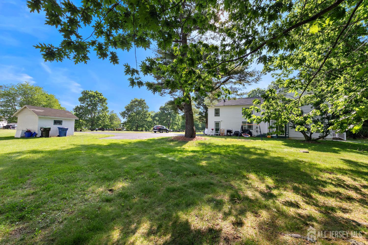 472 Buckelew Avenue, Monroe, NJ, 08831 image 39