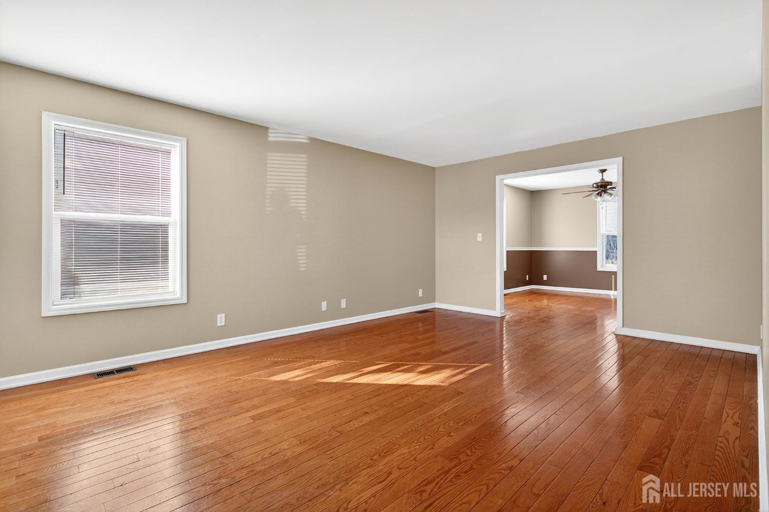 977 Cox Road, North Brunswick, NJ, 08902 image 23