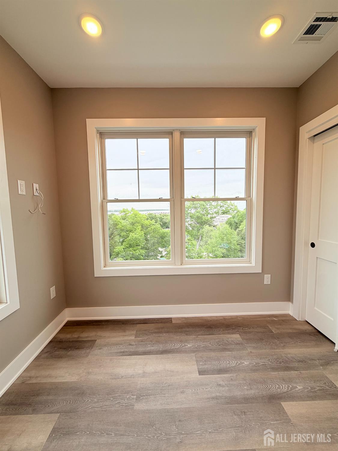 367 Ferris Street, South Amboy, NJ, 08879 image 15