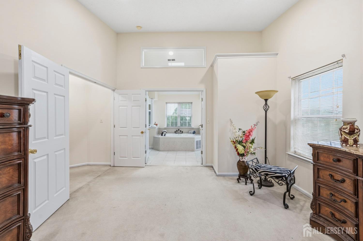 10 Julie Court, Franklin, NJ, 08873 image 28