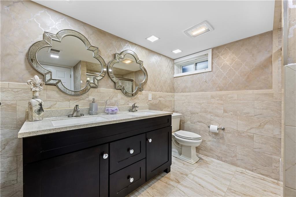 223 Park Street, Staten  Island, New York, 10306 image 17