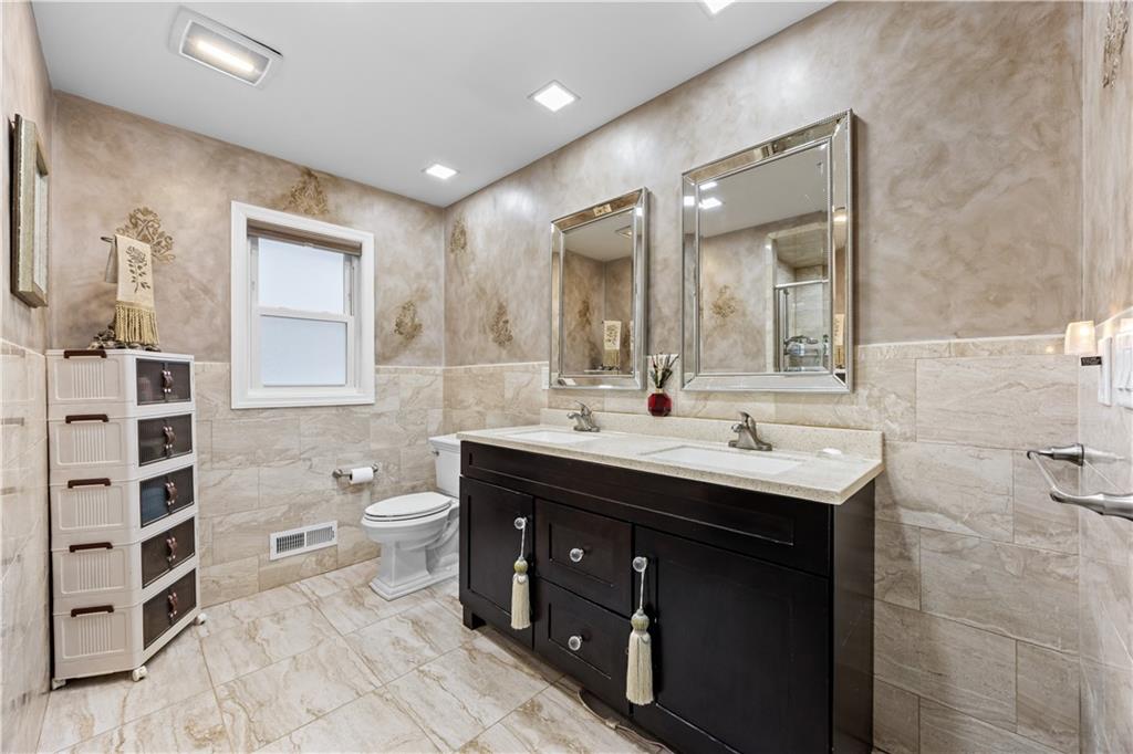 223 Park Street, Staten  Island, New York, 10306 image 18