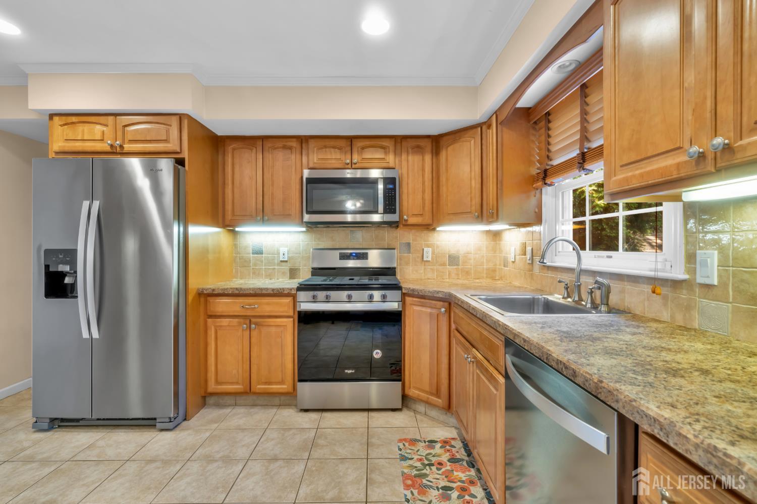 4 Conover Court, Edison, NJ, 08817 image 15