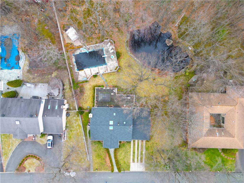 333 Boscombe Avenue, Staten  Island, New York, 10309 image 12