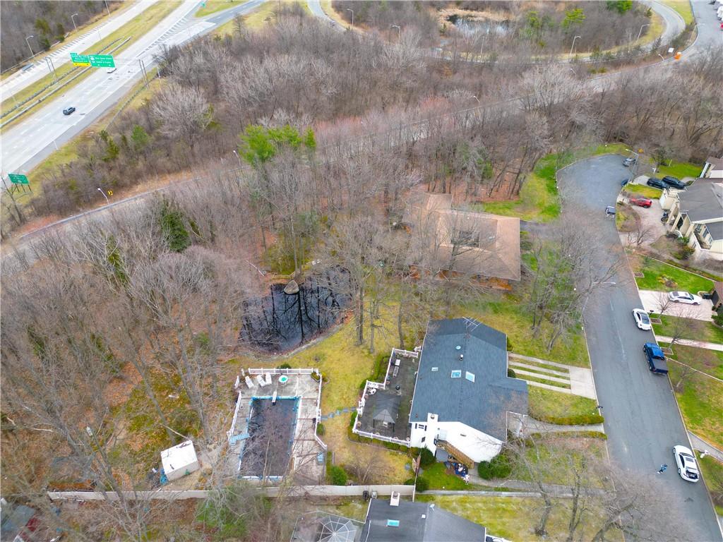 333 Boscombe Avenue, Staten  Island, New York, 10309 image 16