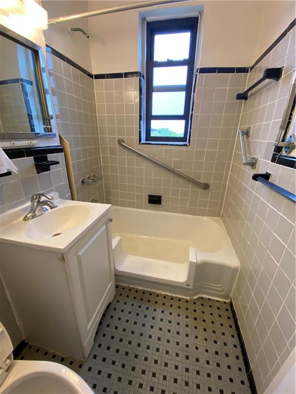 2209 Knapp Street 5G, Brooklyn, New York, 11229 image 10