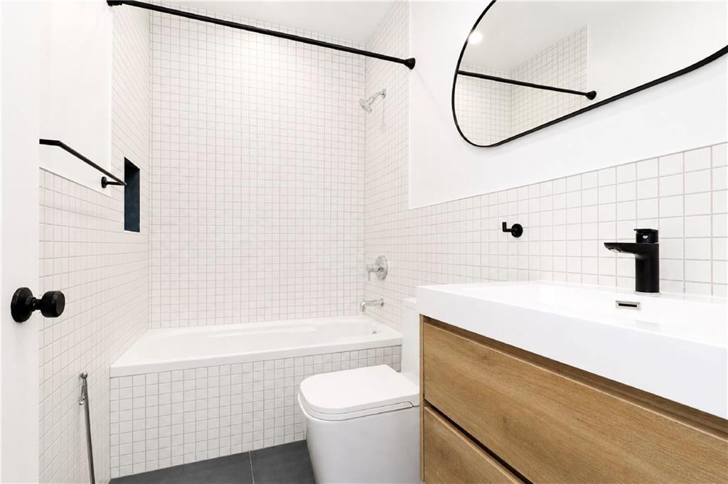 44 Euclid Avenue 3B, Brooklyn, New York, 11208 image 12