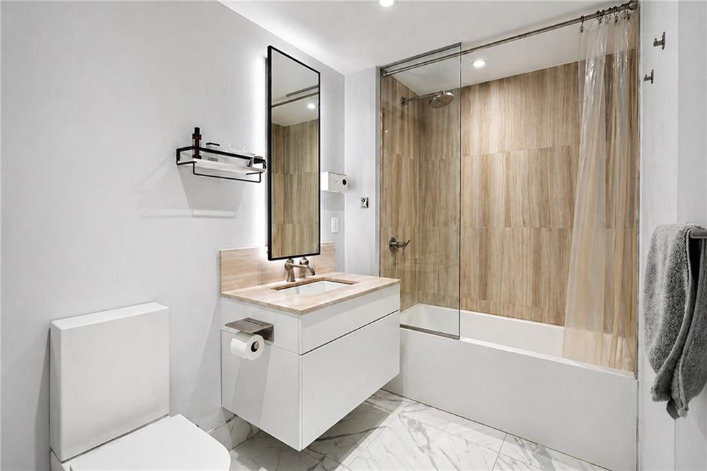 429 Kent Avenue 638, Brooklyn, New York, 11249 image 22