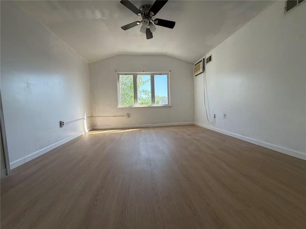 35 Hirsch Lane, Staten  Island, New York, 10314 image 14