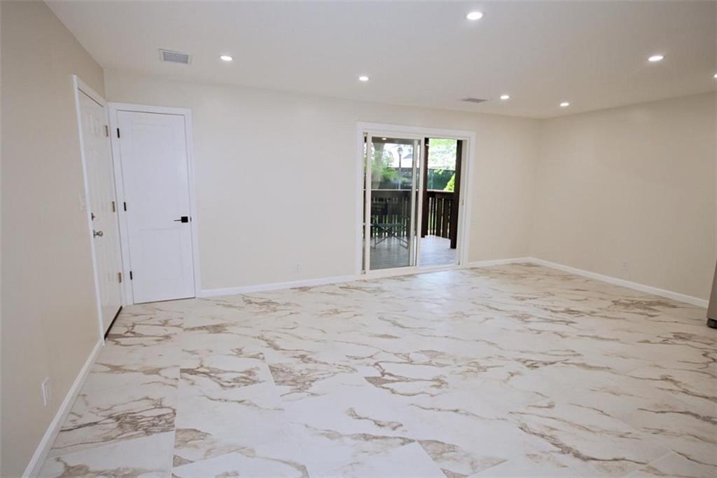 328 Timber Ridge Drive 1 Image 3