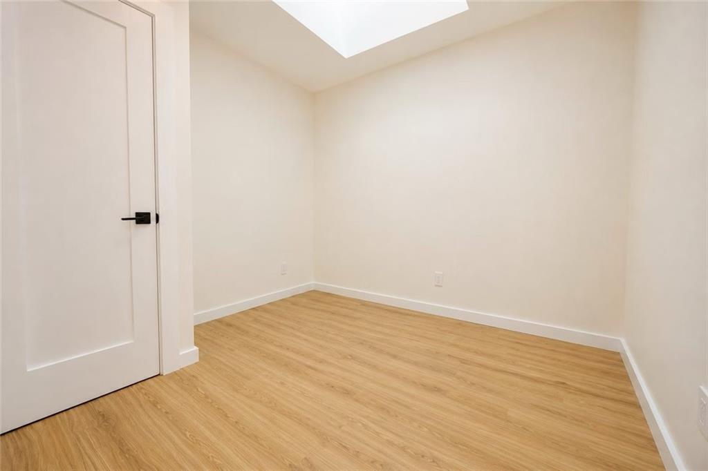 260 Milton Avenue, Staten  Island, New York, 10306 image 10