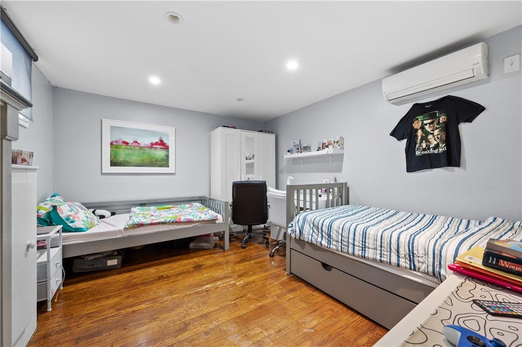 4 Wilson Terrace, Staten  Island, New York, 10304 image 38