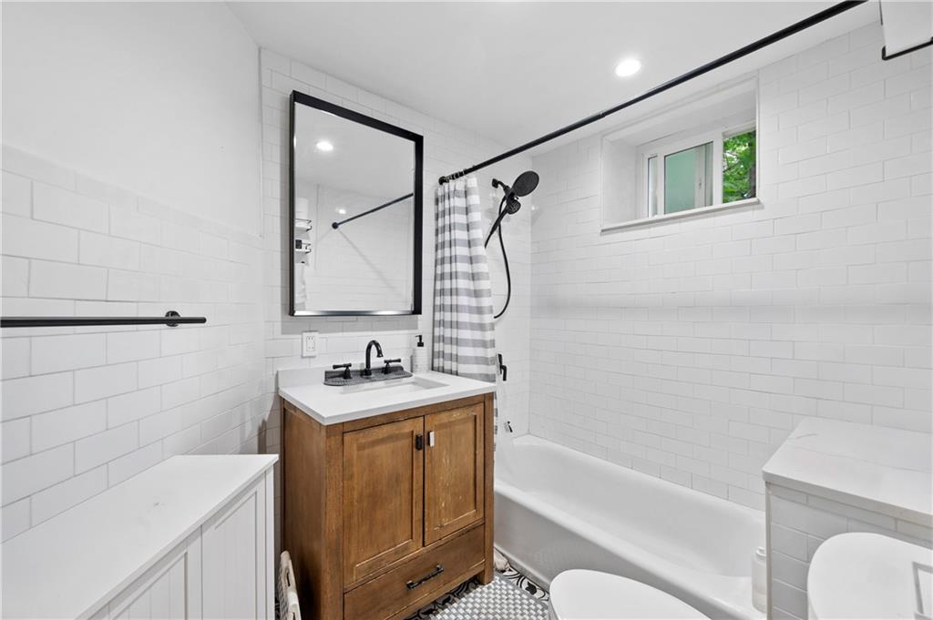 4 Wilson Terrace, Staten  Island, New York, 10304 image 39