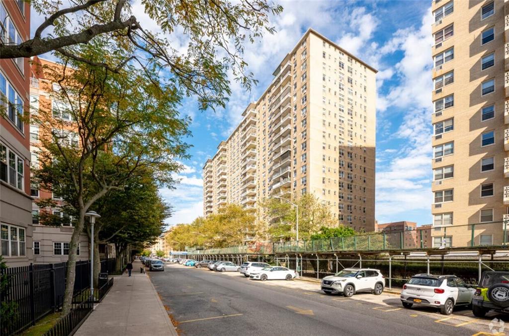 35 Seacoast Terrace 9C, Brooklyn, New York, 11235 image 12
