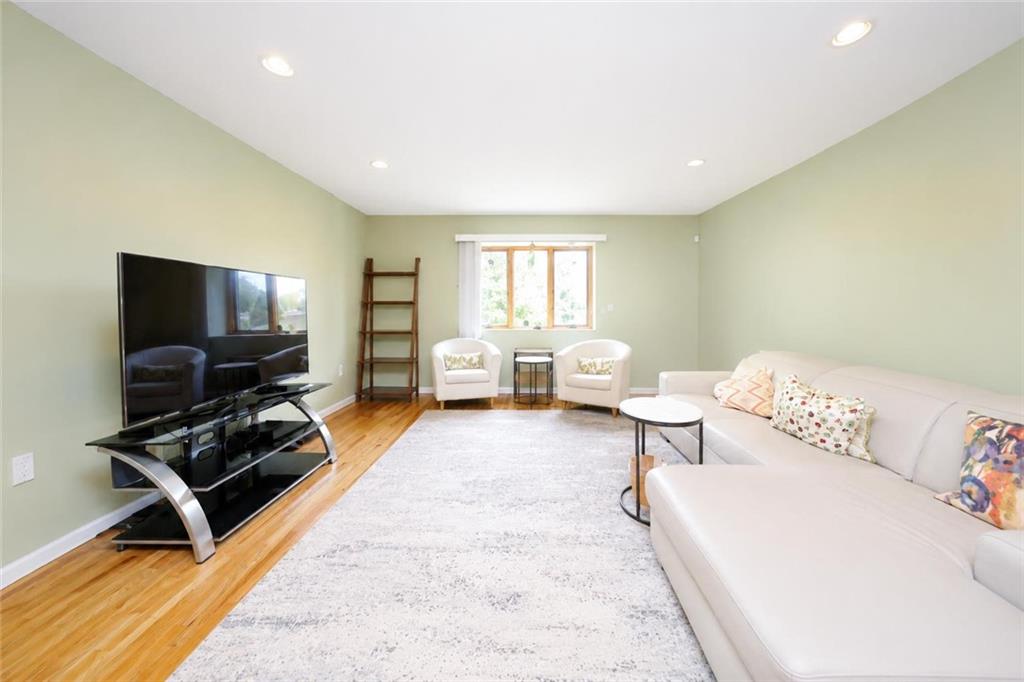 60 Guyon Avenue, Staten  Island, New York, 10306 image 8