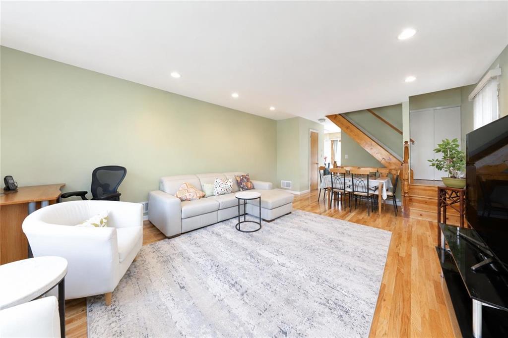 60 Guyon Avenue, Staten  Island, New York, 10306 image 9