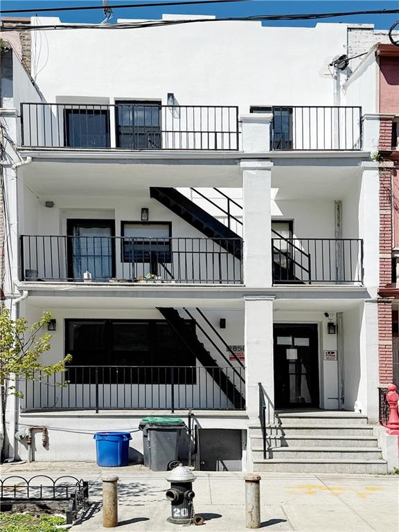 2850 West 17th Street Image 1