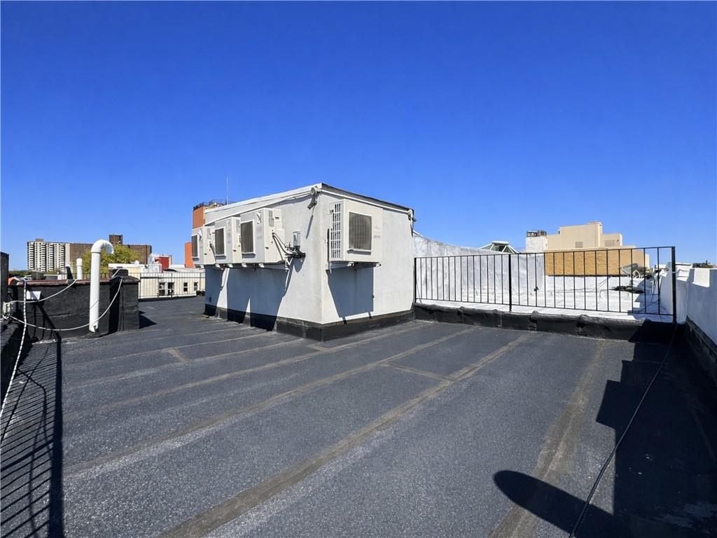 2850 West 17th Street, Brooklyn, New York, 11224 image 30